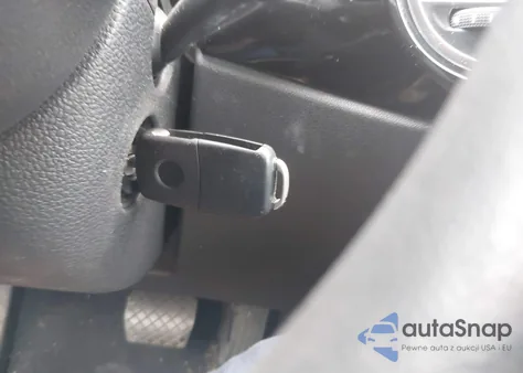 2015 Volkswagen Beetle 1.8T Fleet Edition from USA, damaged, VIN 3VWF17AT1FM645364